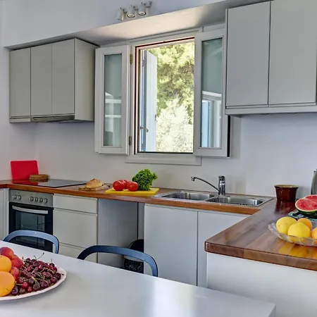 Natura,infinity Pool Overlooking The Aegean * Стафилос