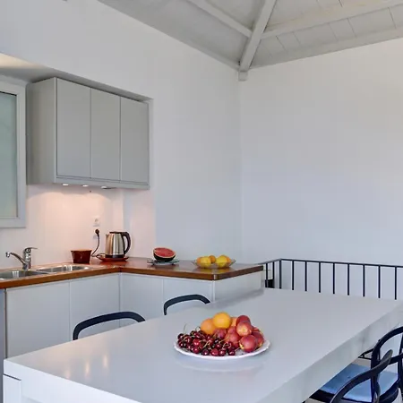 Natura,infinity Pool Overlooking The Aegean * Стафилос