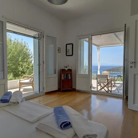 Natura,infinity Pool Overlooking The Aegean Вилла Стафилос