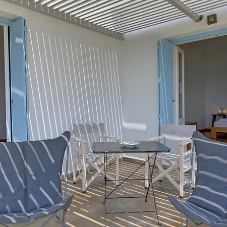 Natura,infinity Pool Overlooking The Aegean Стафилос